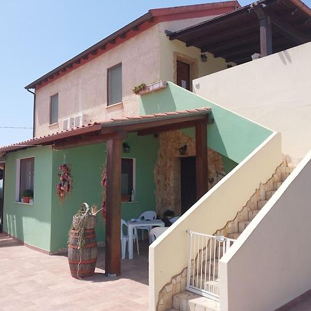 Fattoria La Traccia Villa Fertilia Dış mekan fotoğraf
