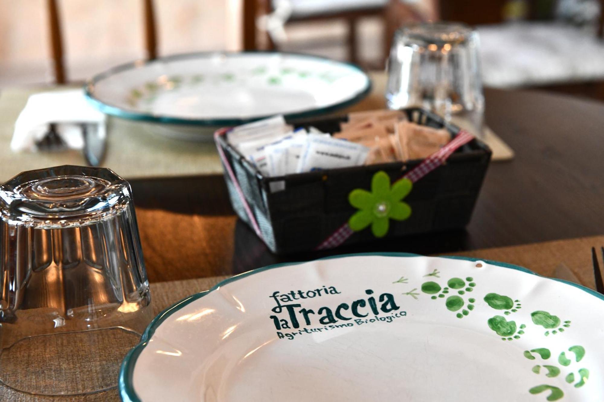 Fattoria La Traccia Villa Fertilia Dış mekan fotoğraf